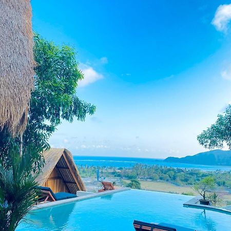 Sky Mountain Views Hotel Kuta  Exterior foto