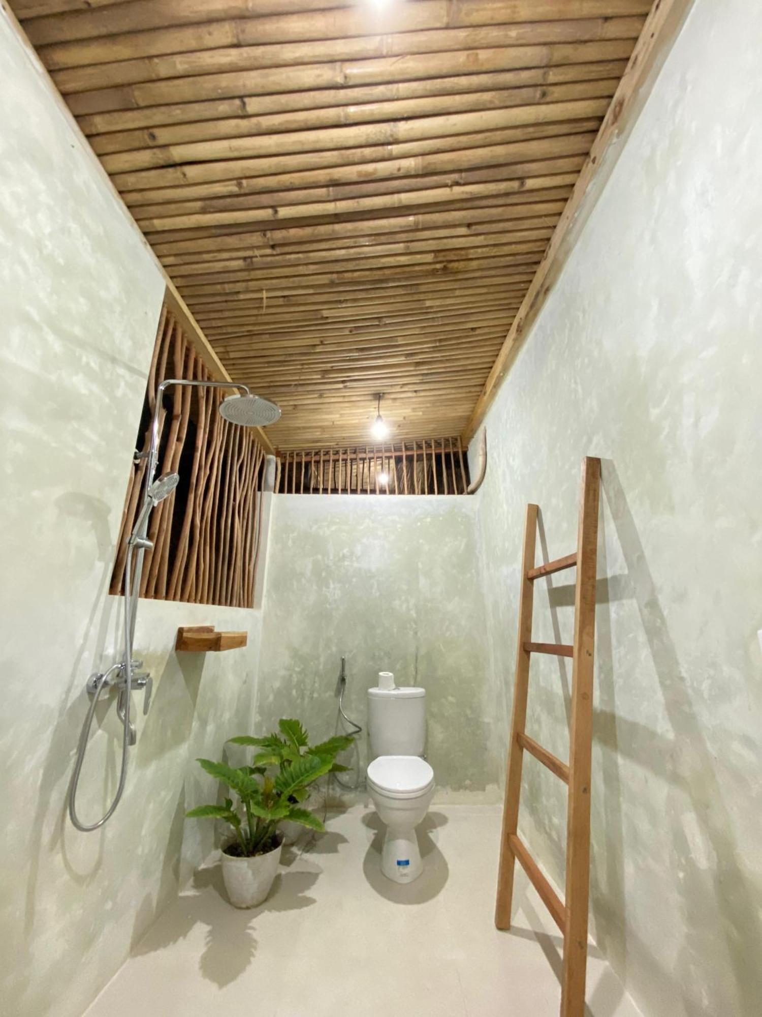 Sky Mountain Views Hotel Kuta  Exterior foto